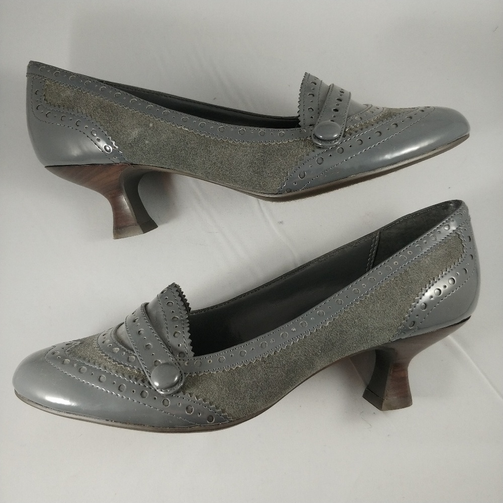 Etienne Aigner Kitten Heeled Oxford Shoe NWOT Size 6 Gray - Picture 3 of 6
